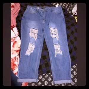Pretty Little Thing Mom Jeans